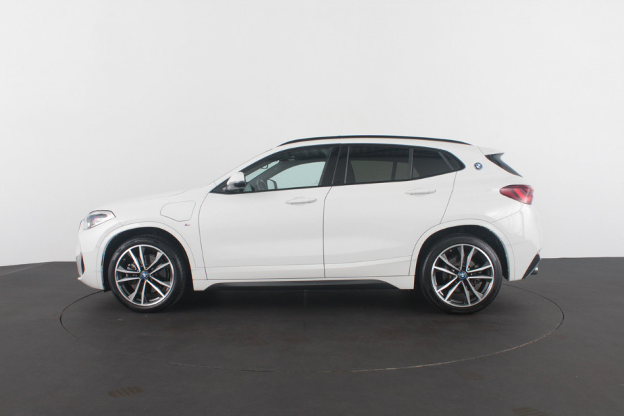 BMW X2 xDrive 25e M Sport 220pk/Pano.schuif/Memory/19 inch/Shadow-Line