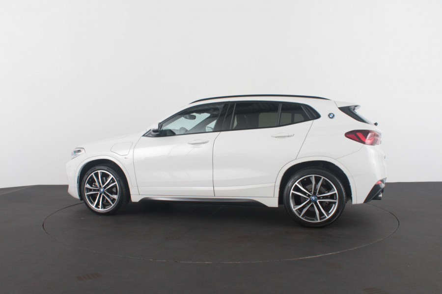 BMW X2 xDrive 25e M Sport 220pk/Pano.schuif/Memory/19 inch/Shadow-Line