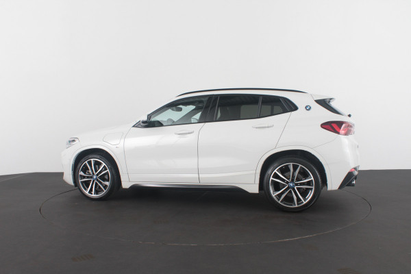 BMW X2 xDrive 25e M Sport 220pk/Pano.schuif/Memory/19 inch/Shadow-Line