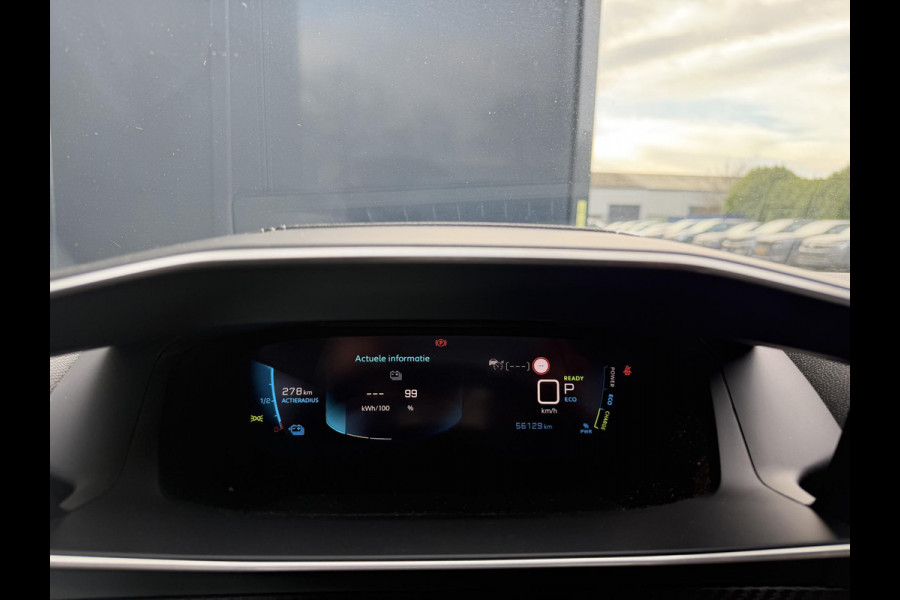 Peugeot e-2008 EV GT Pack 50 kWh SOH 90% | 3-Fase boordlader | Warmtepomp | Open Panoramadak | Camera | Stoelverwarming | Adaptieve Cruise Control | Full Option | Dealeronderhouden | Inclusief 12 mnd BOVAG garantie |