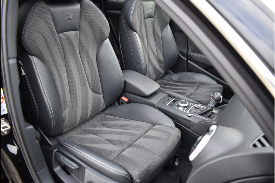 Audi A3 Sportback 40e S-Line 204 Pk Pano B&O Virtual Camera ACC Keyless Leder 18 Inch