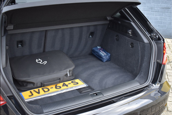 Audi A3 Sportback 40e S-Line 204 Pk Pano B&O Virtual Camera ACC Keyless Leder 18 Inch