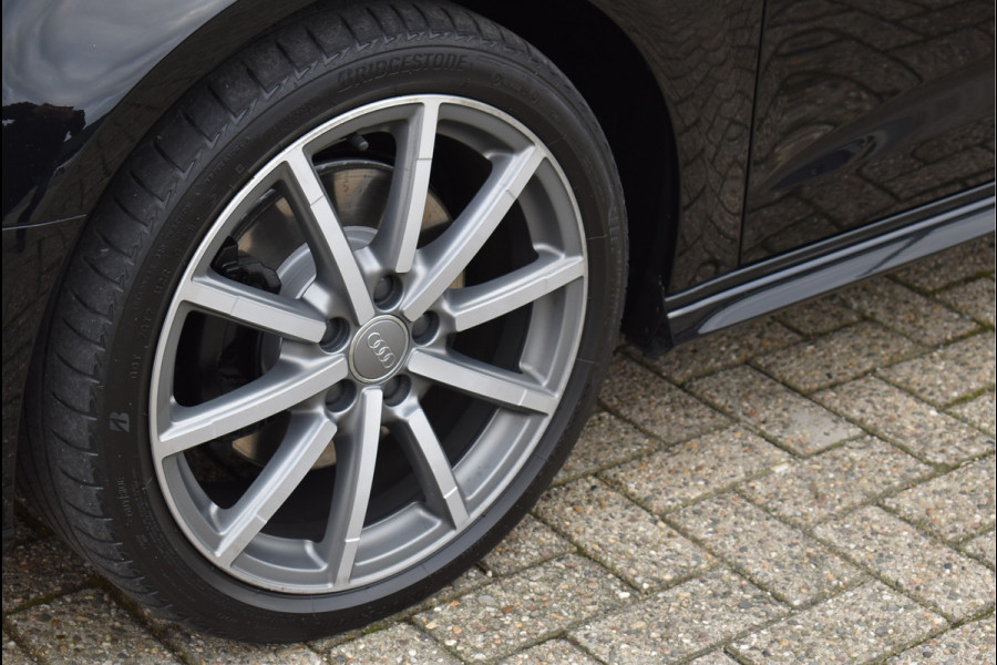 Audi A3 Sportback 40e S-Line 204 Pk Pano B&O Virtual Camera ACC Keyless Leder 18 Inch