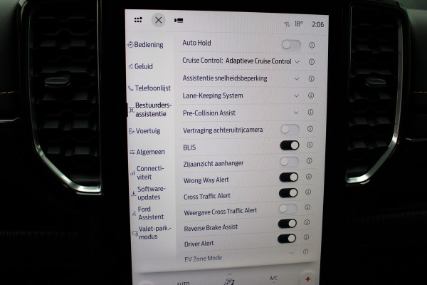 Ford Ranger 2.3 Double Cab PHEV Wildtrak Nieuw | B&O | Trekhaak | Elektr. Rolhoes | BLIS | Adaptieve cruise