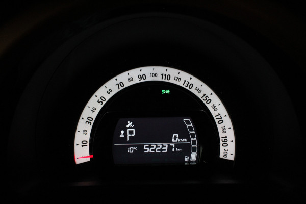 Renault Twingo 0.9 TCe Intens > 92pk Automaat / Navigatie via Apple Carplay/Android Auto / cruise control