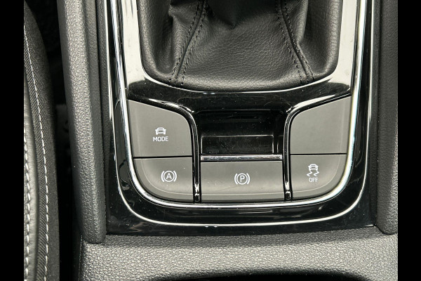 Škoda Karoq 1.0 TSI Business Edition Plus | Apple/Carplay | Stoel/Stuur Verwarming | Leder