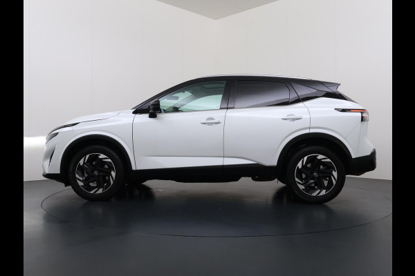 Nissan QASHQAI 1.3 MHEV Xtronic N-Connecta 1.3 MHEV Xtronic N-Connecta | FABRIEKSGARANTIE| PANO| VOORRUITVERWARMING| STOEL + STUUR VERWARMING| 360 CAMERA| DODE HOEK| HEAD-UP| ELEK. ACHTERKLEP