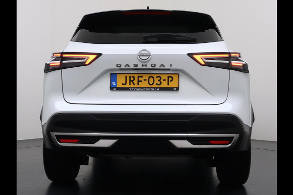 Nissan QASHQAI 1.3 MHEV Xtronic N-Connecta 1.3 MHEV Xtronic N-Connecta | FABRIEKSGARANTIE| PANO| VOORRUITVERWARMING| STOEL + STUUR VERWARMING| 360 CAMERA| DODE HOEK| HEAD-UP| ELEK. ACHTERKLEP