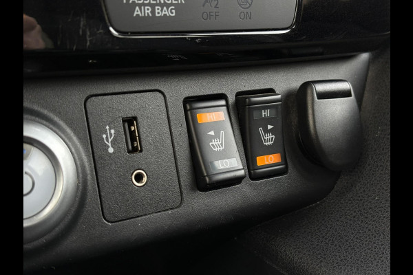 Nissan Leaf N-Connecta 40 kWh (SoH 90%!) | Navi, Carplay/Android, 360camera, ACC, Stoel+Stuur+Achterbankverw. |