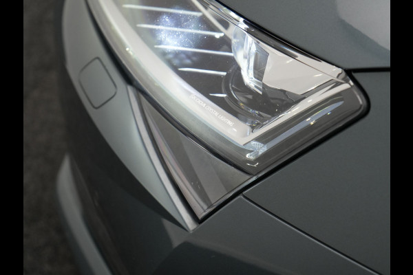 Škoda Superb Combi 1.4 TSI iV Sportline Business Plug In Hybrid 218pk Dealer O.H. PHEV | Trekhaak Af Fabriek | Panodak | Adaptive Cruise | 360 Camera | Alcantara Sportstoelen Memory & Verwarmd | Apple Carplay | Keyless | Blis | Virtual | Navigatie | DAB |