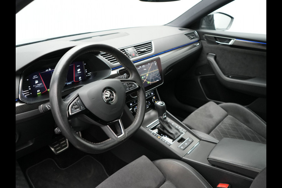 Škoda Superb Combi 1.4 TSI iV Sportline Business Plug In Hybrid 218pk Dealer O.H. PHEV | Trekhaak Af Fabriek | Panodak | Adaptive Cruise | 360 Camera | Alcantara Sportstoelen Memory & Verwarmd | Apple Carplay | Keyless | Blis | Virtual | Navigatie | DAB |
