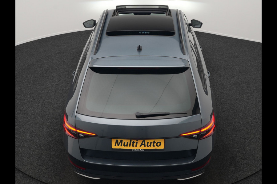 Škoda Superb Combi 1.4 TSI iV Sportline Business Plug In Hybrid 218pk Dealer O.H. PHEV | Trekhaak Af Fabriek | Panodak | Adaptive Cruise | 360 Camera | Alcantara Sportstoelen Memory & Verwarmd | Apple Carplay | Keyless | Blis | Virtual | Navigatie | DAB |