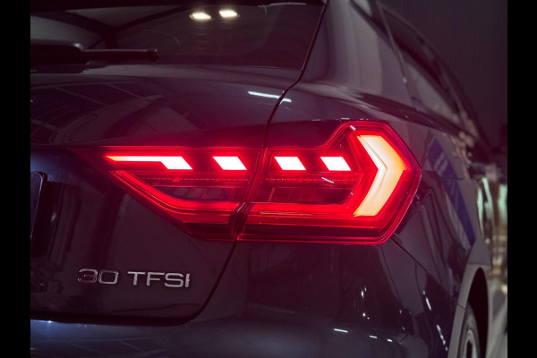 Audi A1 Sportback 30 TFSI Advanced | LED | STOELVERW. | NAVI | VIRTUAL