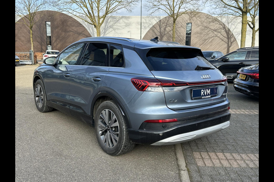 Audi Q4 e-tron 40 Launch edition Advanced Plus 77 kWh SOH 92% | S-Line interieur | Panoramadak | Stoelverwarming | Elektrische achterklep | Luxe bekleding | Rijklaar met 12 mnd BOVAG garantie
