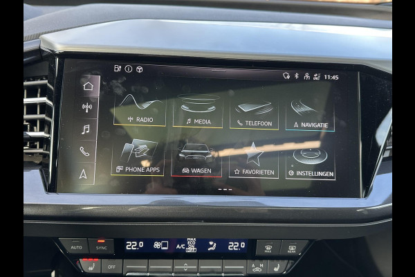 Audi Q4 e-tron 40 Launch edition Advanced Plus 77 kWh SOH 92% | S-Line interieur | Panoramadak | Stoelverwarming | Elektrische achterklep | Luxe bekleding | Rijklaar met 12 mnd BOVAG garantie