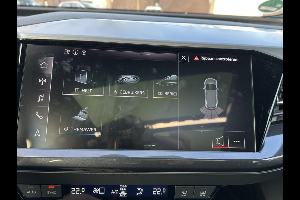 Audi Q4 e-tron 40 Launch edition Advanced Plus 77 kWh SOH 92% | S-Line interieur | Panoramadak | Stoelverwarming | Elektrische achterklep | Luxe bekleding | Rijklaar met 12 mnd BOVAG garantie