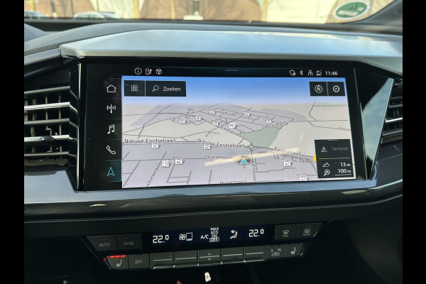 Audi Q4 e-tron 40 Launch edition Advanced Plus 77 kWh SOH 92% | S-Line interieur | Panoramadak | Stoelverwarming | Elektrische achterklep | Luxe bekleding | Rijklaar met 12 mnd BOVAG garantie