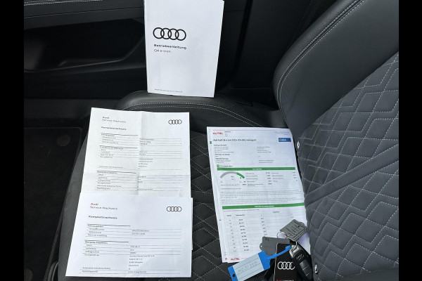 Audi Q4 e-tron 40 Launch edition Advanced Plus 77 kWh SOH 92% | S-Line interieur | Panoramadak | Stoelverwarming | Elektrische achterklep | Luxe bekleding | Rijklaar met 12 mnd BOVAG garantie