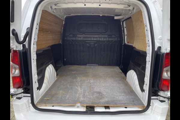 Citroën Berlingo 1.5 BlueHDI Club automaat / € 11.950 marge / lease vanaf € 201 / euro 6 diesel / airco / cruise / navigatie / camera / lichtmetalen velgen / pdc achter !
