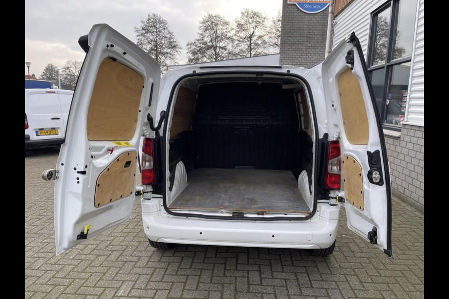 Citroën Berlingo 1.5 BlueHDI Club automaat / € 11.950 marge / lease vanaf € 201 / euro 6 diesel / airco / cruise / navigatie / camera / lichtmetalen velgen / pdc achter !