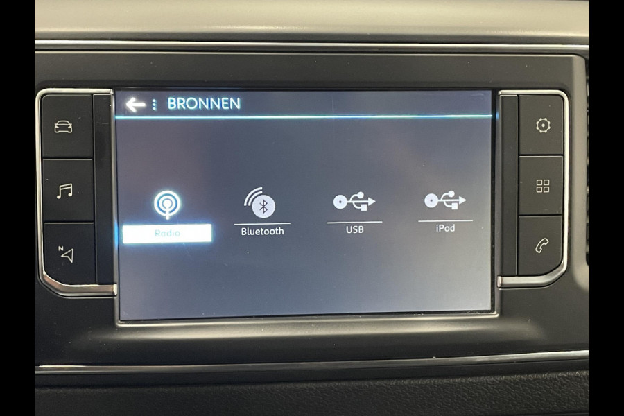 Peugeot Expert 2.0 BlueHDI 120 L3H1 Asphalt Dubbele Cabine Automaat Trekhaak Navigatie Apple Carplay/Android Auto Parkeersensoren Cruise Control Airco