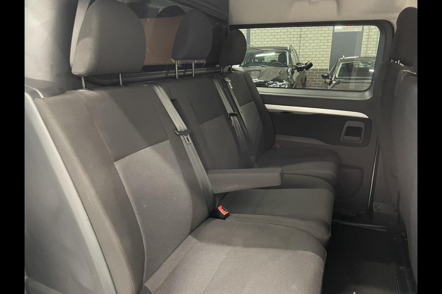 Peugeot Expert 2.0 BlueHDI 120 L3H1 Asphalt Dubbele Cabine Automaat Trekhaak Navigatie Apple Carplay/Android Auto Parkeersensoren Cruise Control Airco