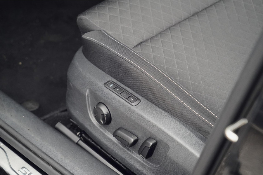 Škoda Superb Combi 1.5 TSI ACT Business Edition / NL-Auto / 48dkm NAP / Navi / Incl. BTW / Memory Seat