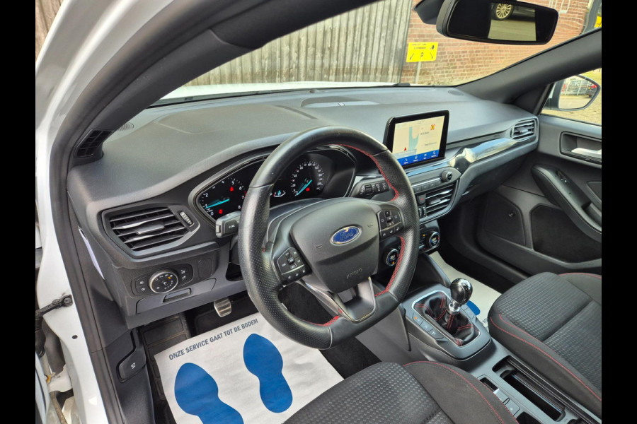 Ford FOCUS Wagon 1.0 EcoBoost ST Line Business LED, Navi