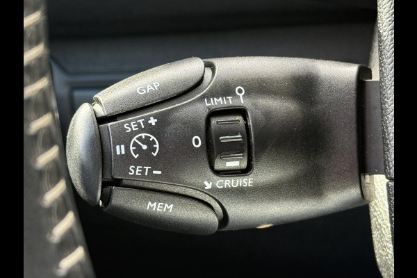 Peugeot 308 SW BWJ 2018 | 1.2PT 111PK Executive | NWE APK | LEER | PANO DAK | CLIMA | NAVI | CRUISE |