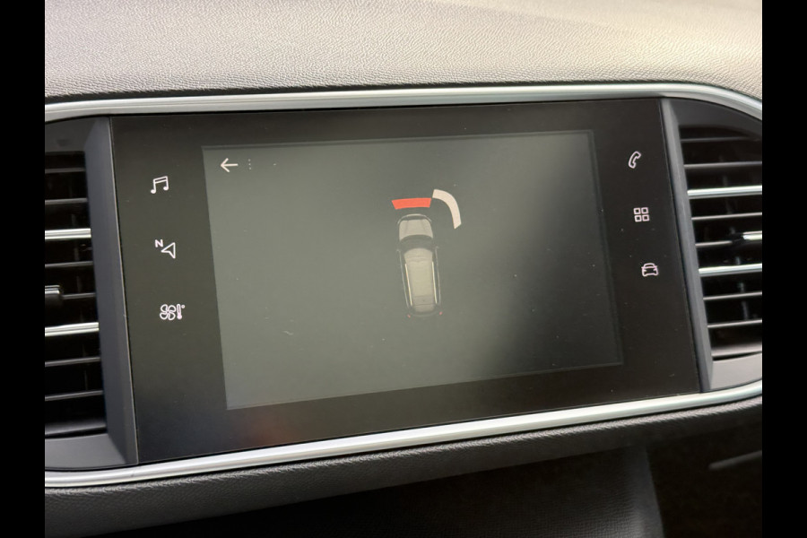 Peugeot 308 SW BWJ 2018 | 1.2PT 111PK Executive | NWE APK | LEER | PANO DAK | CLIMA | NAVI | CRUISE |