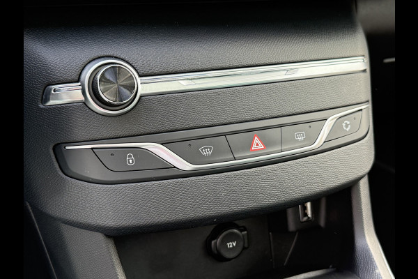 Peugeot 308 SW BWJ 2018 | 1.2PT 111PK Executive | NWE APK | LEER | PANO DAK | CLIMA | NAVI | CRUISE |