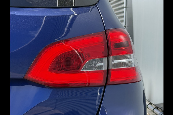 Peugeot 308 SW BWJ 2018 | 1.2PT 111PK Executive | NWE APK | LEER | PANO DAK | CLIMA | NAVI | CRUISE |