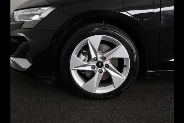 Audi A3 Sportback 40 TFSI e Advanced edition 204 pk S-tronic | Verlengde garantie | Navigatie | Parkeersensoren (Park assist) | Achteruitrijcamera | Adaptieve cruise control | Stoelverwarming |
