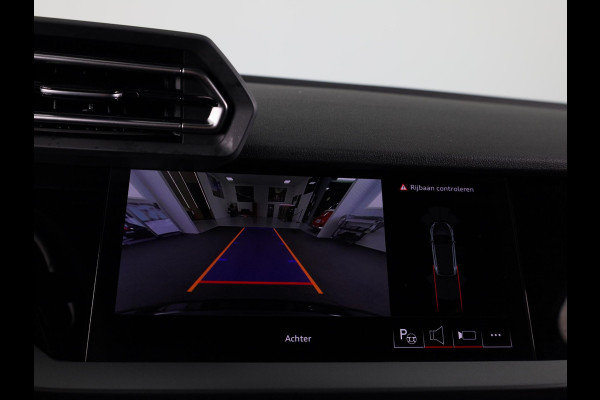 Audi A3 Sportback 40 TFSI e Advanced edition 204 pk S-tronic | Verlengde garantie | Navigatie | Parkeersensoren (Park assist) | Achteruitrijcamera | Adaptieve cruise control | Stoelverwarming |