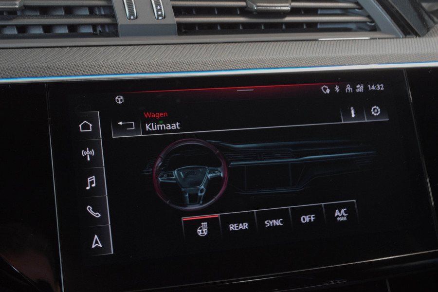 Audi e-tron S Quattro 371kW / Standkachel/ Luchtvering/ Bang & Olufsen Sound System/ Panoramadak/ Trekhaak/