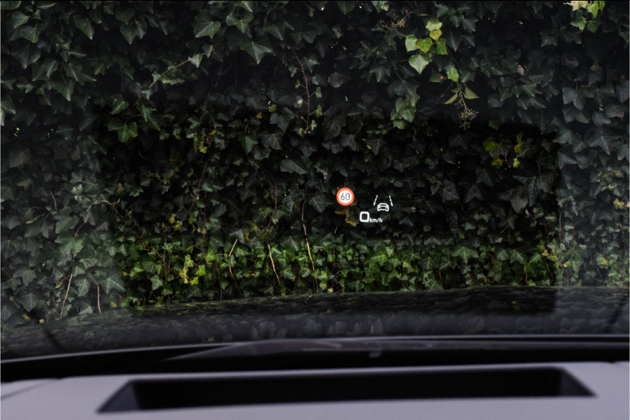 Audi e-tron S Quattro 371kW / Standkachel/ Luchtvering/ Bang & Olufsen Sound System/ Panoramadak/ Trekhaak/