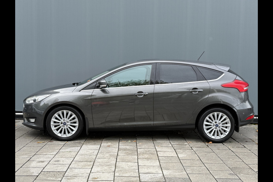Ford Focus BWJ 2018 | 1.0 126PK Titanium | TREKHAAK | SCHUIFDAK | CLIMA | CAMERA | CARPLAY | NAVI | CRUISE | 2X PDC |