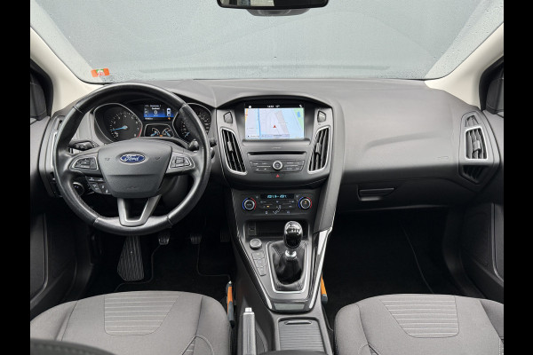 Ford Focus BWJ 2018 | 1.0 126PK Titanium | TREKHAAK | SCHUIFDAK | CLIMA | CAMERA | CARPLAY | NAVI | CRUISE | 2X PDC |