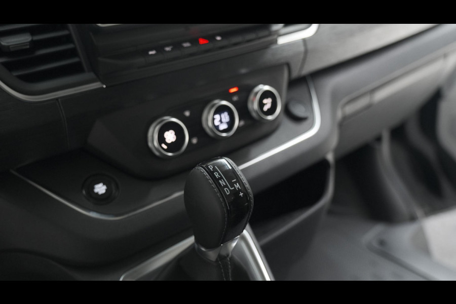 Renault Trafic 2.0 Blue dCi EDC 170 T29 L2H1 Extra DC | 6 Zitlplaatsen | Camera | Navigatie | Climate Control | Dubbele Cabine