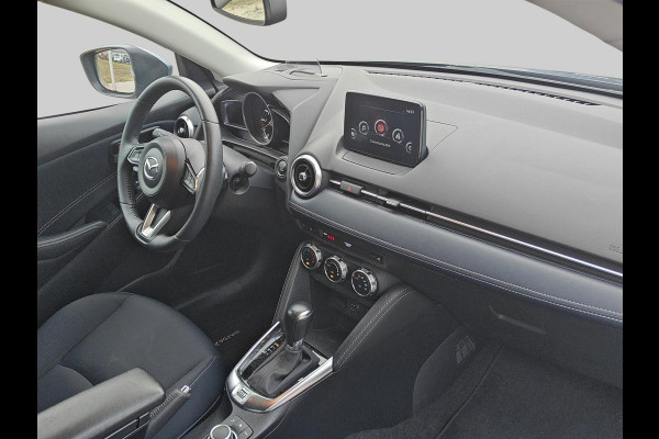 Mazda 2 1.5 Skyactiv-G Luxury | AUTOMAAT | Trekhaak!