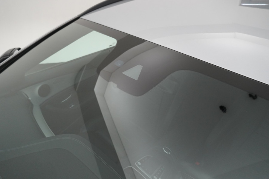 Mercedes-Benz E-Klasse Estate BWJ 2022 / 211 PK E200 Business Solution AMG automaat | TREKHAAK | LEER | 360 CAMERA | SPORTSTOELEN | STOELVERW | NAVI | CLIMA | CRUISE |