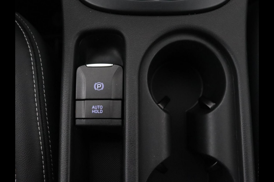 Hyundai Kona 1.6 GDI HEV Premium | Leder | Stoelventilatie | Adaptive cruise | Head-Up | Carplay | Camera | Achterbankverwarming | Navigatie | Keyless | Climate control
