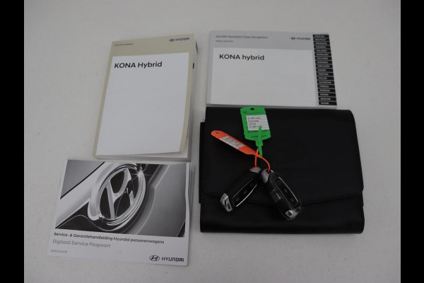 Hyundai Kona 1.6 GDI HEV Premium | Leder | Stoelventilatie | Adaptive cruise | Head-Up | Carplay | Camera | Achterbankverwarming | Navigatie | Keyless | Climate control