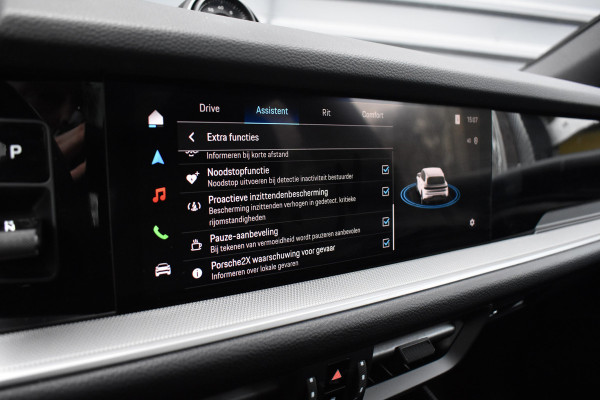 Porsche Cayenne 3.0 E-Hybrid 470pk Sport Chrono | Panorama | Matrix | ACC | 21'' Wielen | Bose | Trekhaak | Orig. NL |