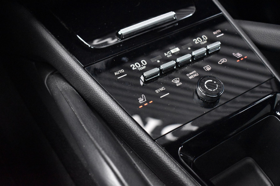 Porsche Cayenne 3.0 E-Hybrid 470pk Sport Chrono | Panorama | Matrix | ACC | 21'' Wielen | Bose | Trekhaak | Orig. NL |