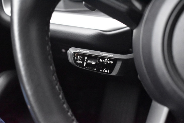 Porsche Cayenne 3.0 E-Hybrid 470pk Sport Chrono | Panorama | Matrix | ACC | 21'' Wielen | Bose | Trekhaak | Orig. NL |