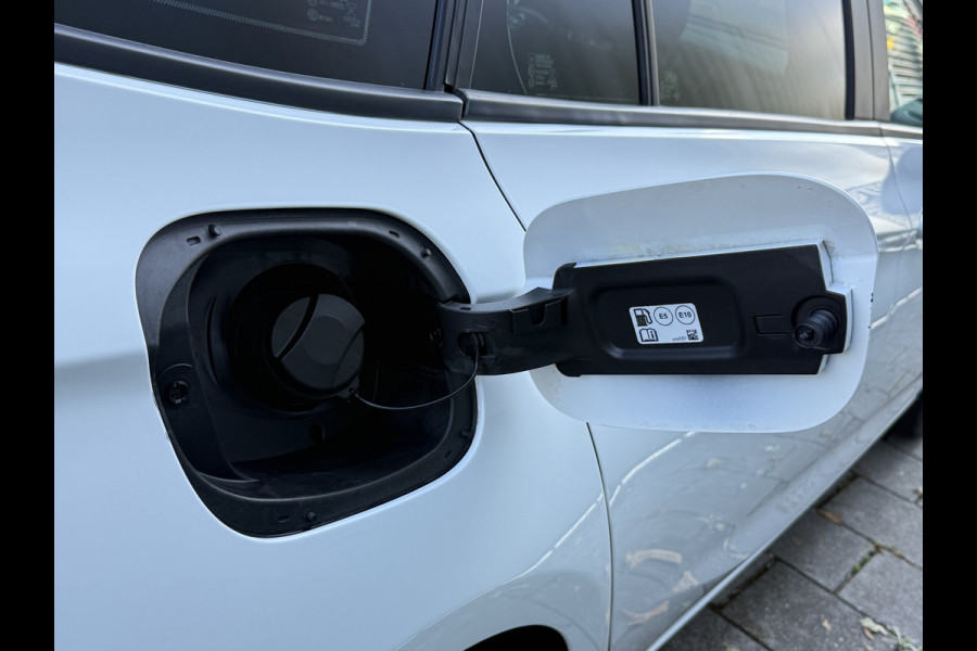 Opel Astra Sports Tourer BWJ 2020 | 1.2T 146PK Business Ed | TRKEHAAK | CLIMA | NAVI | PDC | CRUISE | CARPLAY | CAMERA |