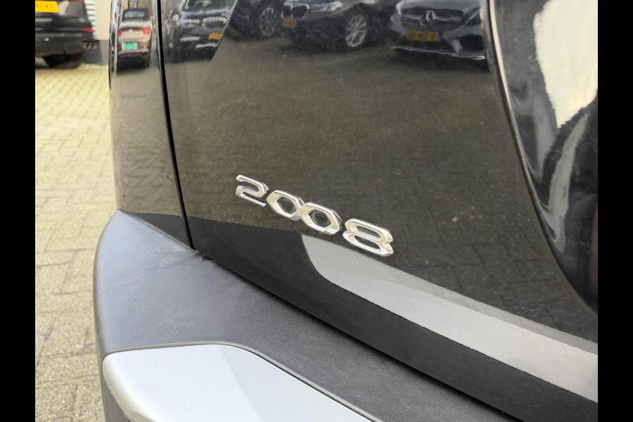 Peugeot 2008 1.2 PureTech Blue Lease Allure | Navigatie | Camera | Cruise Control | Climate Control | Trekhaak |