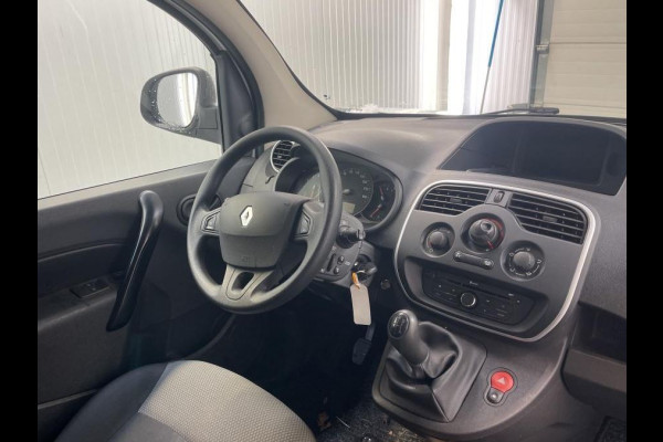 Renault Kangoo 1.5 dCi 75PK Comfort / 2x Schuifdeur / Trekhaak / Airco / / Navigatie / Radio multimedia / Apk 08-2026