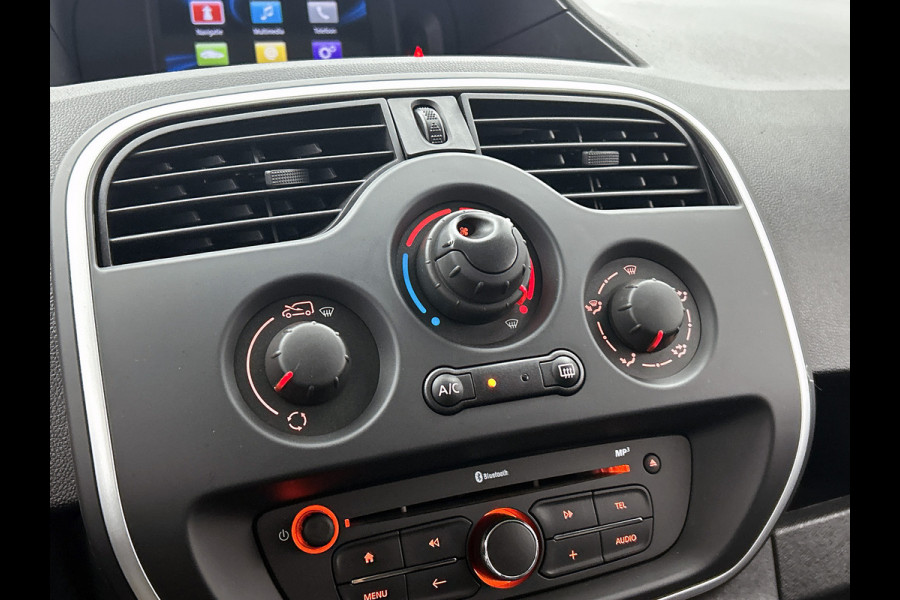 Renault Kangoo 1.5 dCi 75PK Comfort / 2x Schuifdeur / Trekhaak / Airco / / Navigatie / Radio multimedia / Apk 08-2026